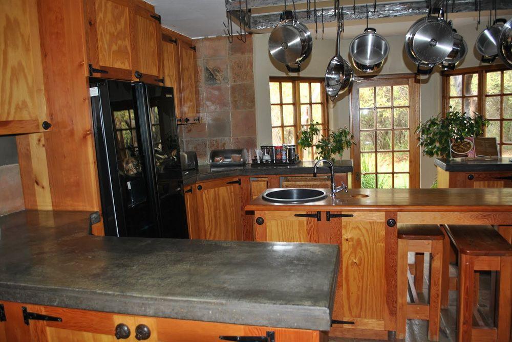 Mokolodi House Bed and Breakfast Gaborone Buitenkant foto